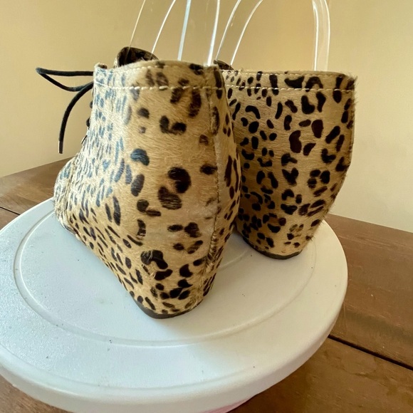 Kate & Mel Horsehair Leopard Print Hidden Wedge Booties 8 - Picture 7 of 9